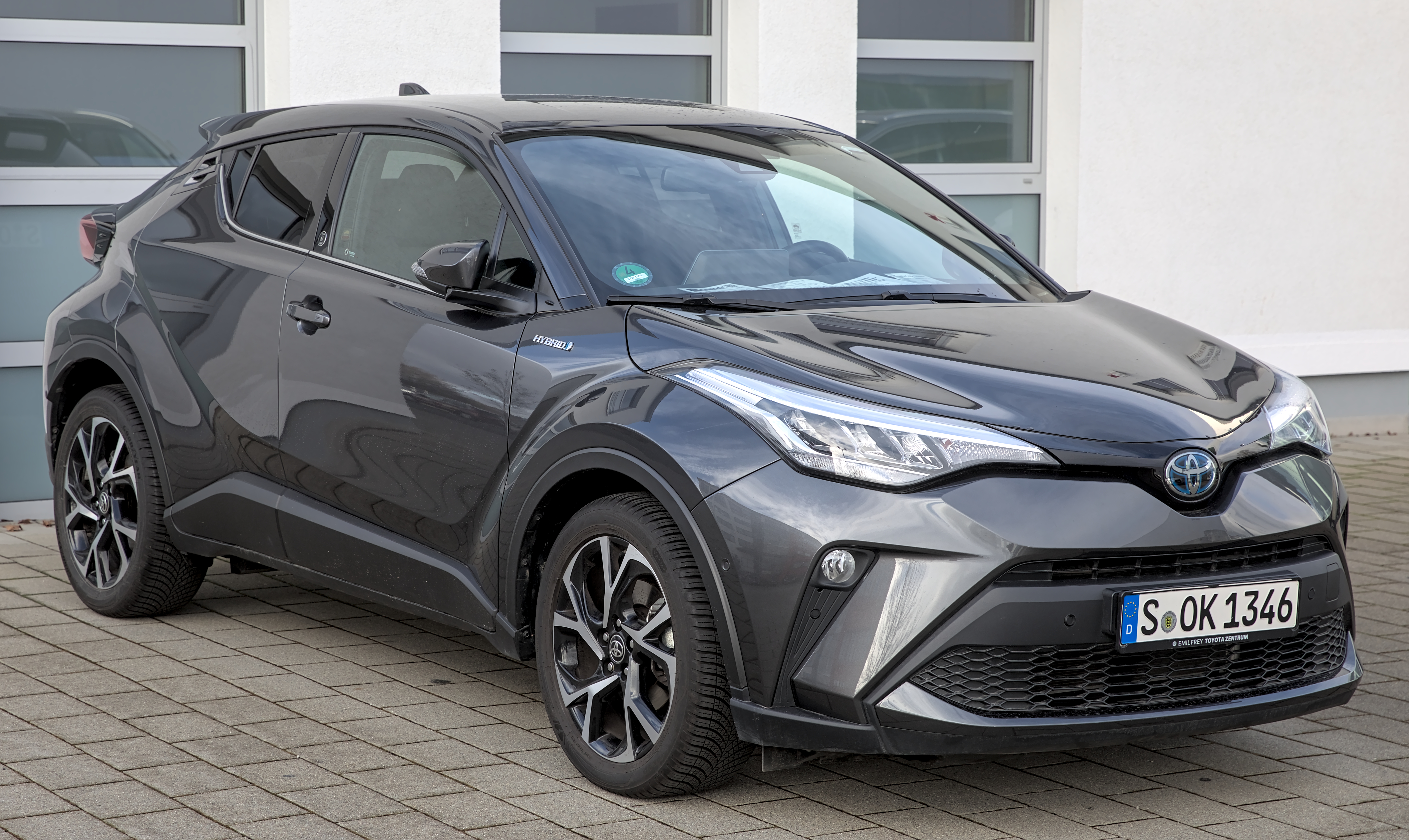 Toyota C-HR+
